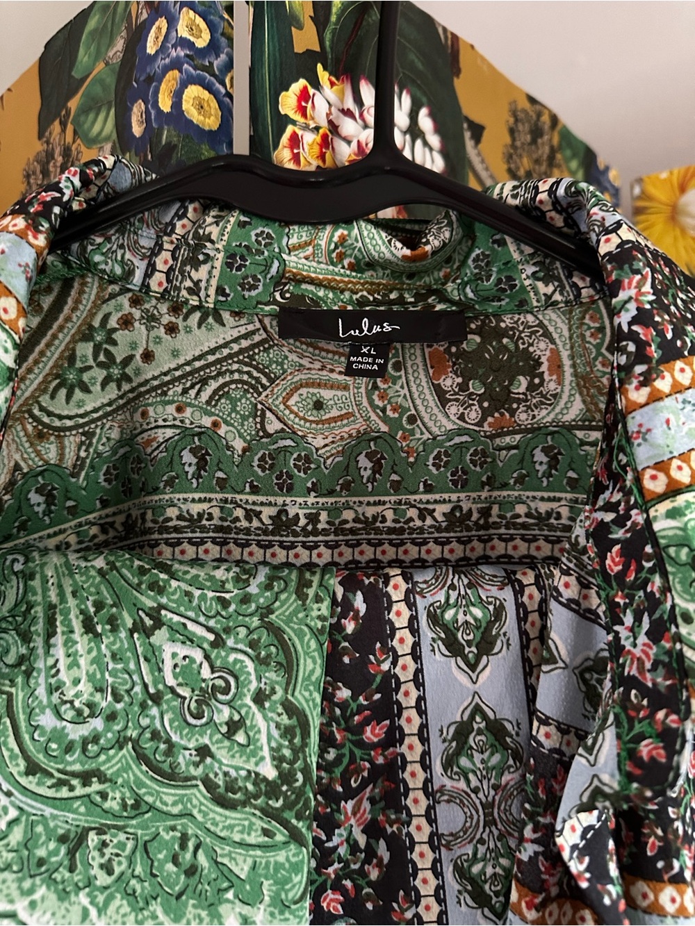 Lulu's Green Paisley Print Satin Pant and Button Down Shirt Set XL - Picture 4 of 5